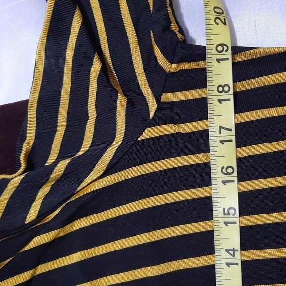 Miss Circle New York Cardigan - Picture 5 of 6